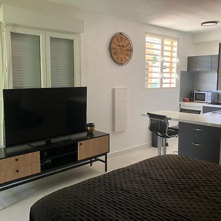 Studio Meuble Residence Estudom - Hibiscus - Universite De กาแยน ภายนอก รูปภาพ
