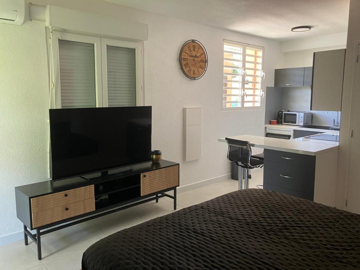 Studio Meuble Residence Estudom - Hibiscus - Universite De กาแยน ภายนอก รูปภาพ